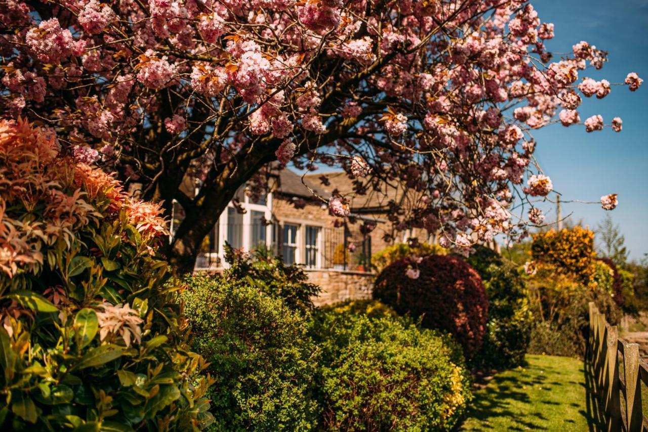 The Shireburn Arms Hotel Clitheroe Buitenkant foto